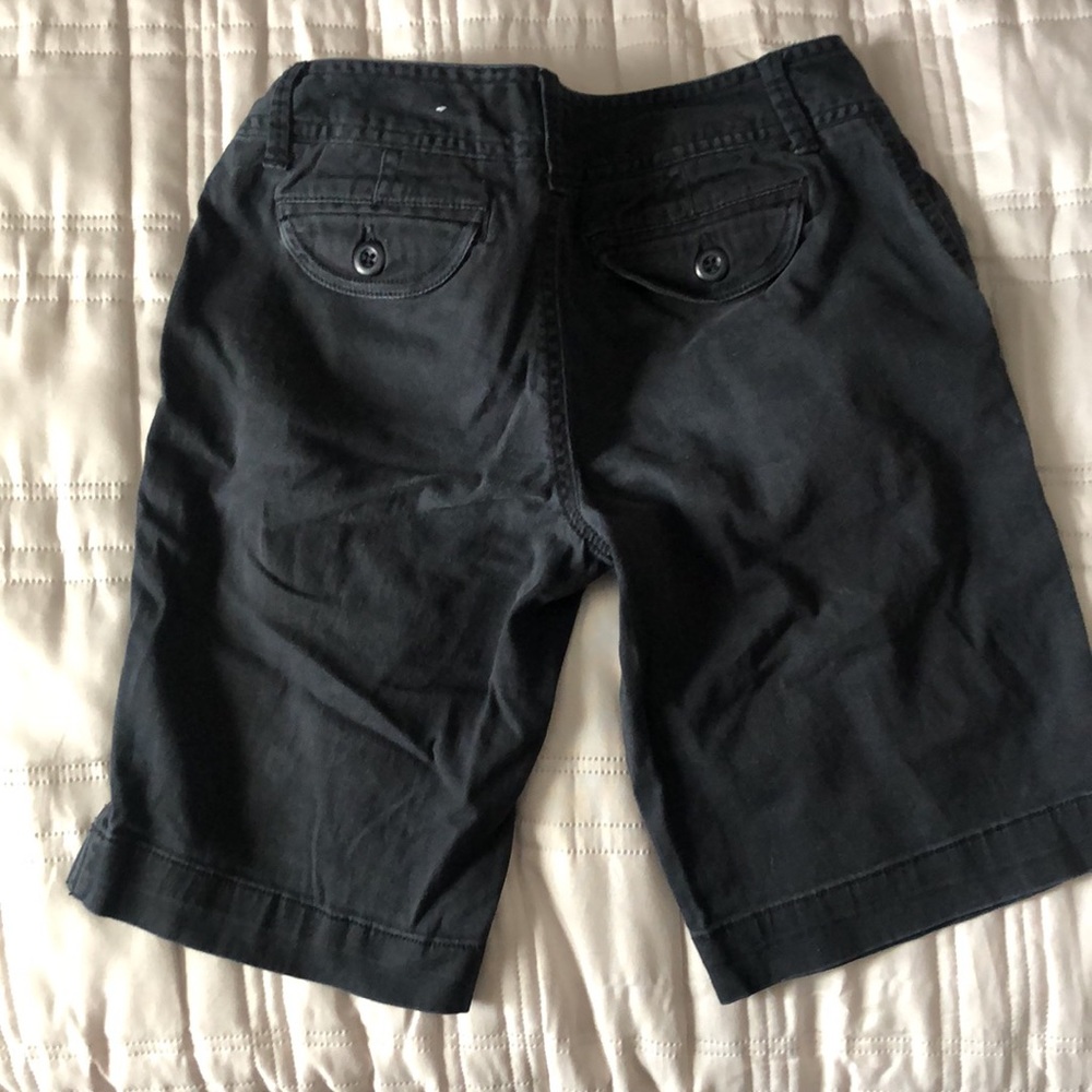 SO -Used Women’s black shorts - Picture 2 of 4
